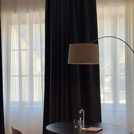 Meta Historic Living Aparthotel *